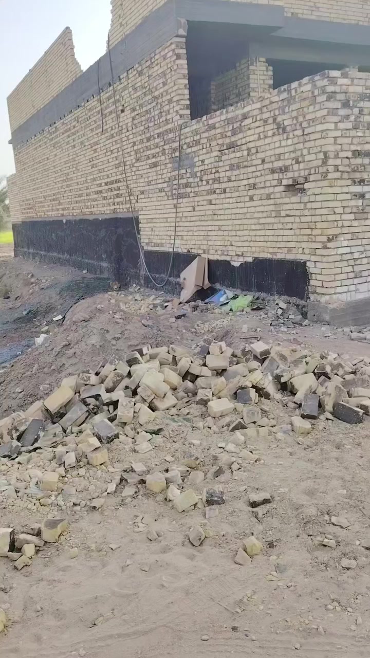 للبيع: أرض استراتيجية قرب بوابة (حلة - نجف) 🚩
​قطعة أرض مميزة تجمع بين السعر المناسب والموقع الاستراتيجي، مثالية للسكن أو الاستثمار:
​📍 الموقع: تبعد 100 متر فقط عن شارع (حلة - نجف) العام، وبالقرب من البوابة مباشرة.
​📏 المساحة: 600 متر (الواقع الفعلي 700 متر).
​📜 السند: طابو زراعي (سند 25).
​🛣 القرب: قريبة جداً من التبليط وسهلة الوصول.
​💧 الخدمات: متوفرة بالكامل (ماء + كهرباء).
​💡 ملاحظة: البيع متاح للقطعة كاملة أو (300 متر) حسب رغبتكم.
​📞 للتواصل والاستفسار: ***********
 #عقارات بابل #بابل #التاجيه #جامعةبابل @
