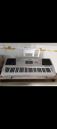 اورك دوريمي • شرقي غربي • لابتوب