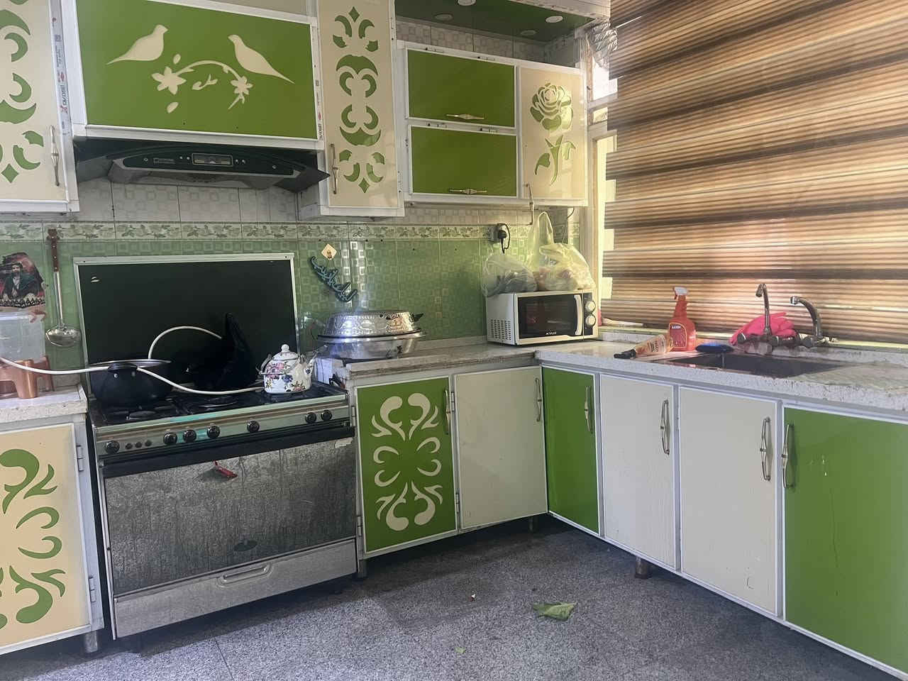 السلام عليكم غراض مستعملة للبيع لاستفسار ***********بغداد جميله
