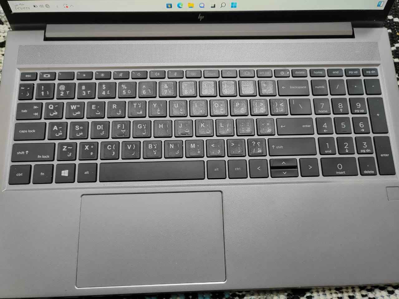 ‏✨HP ZBook Studio G7✨

‏Screen:
شاشة 15.6" UHD عالية النقاء والوضوح

‏Processor:
بيجي بمعالج Core i7 من الجيل العاشر
‏Intel Core i7-10850H من الجيل العاشر 💥✌️

‏RAM: 16 🔥🔥🔥

‏Hard disk:
هارد SSD الأحدث في العالم
‏512 GB SSD m.2 Nvme
قلاع في اقل من ١٠ ثواني 🚀🚀🚀
بسعة تخزينية ممتازة 💥💥💥

‏Graphic Cards: 
‏Intel UHD Graphics up to 8 GB
وكارت شاشة خارجي الرائع
‏Nvidia Quadro T2000 with Qmax Design 4GB GDDR6
السعر  725 وبي مجال
((((((للإستفسار الرجاء الاتصال على الرقم  ***********)))))) Singapore
