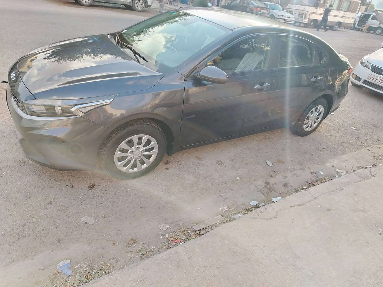 سيراتو موديل 23 خليجي مكفول كفاله عامه ماعده هذني الشخوط البسيطه موضحه بل صوره كشنات مخمل عساس مسجل بلادي مكينه الف 1600 كير مكينه صدر مال الشركه مشيه 26 الف حقيقي السعر 160 بيه مجال حك الجيه ***********   *********** الاثير بي وتساب متواجد
