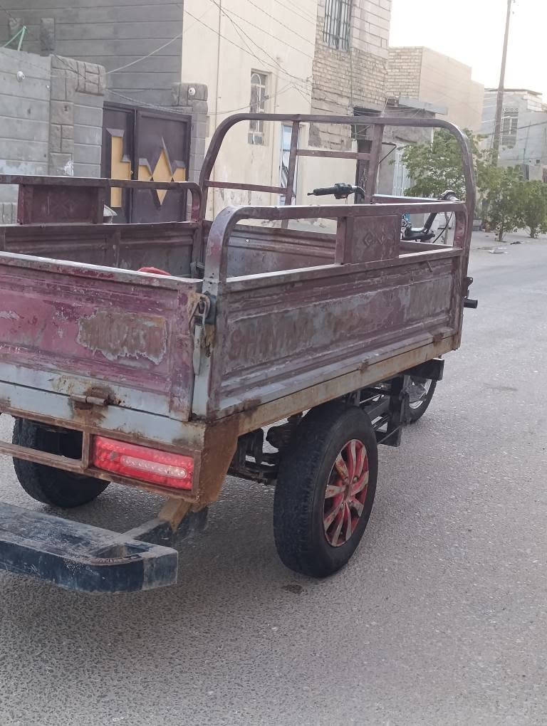 جمره مديل ١٥اصولي مكينه صارلي شهرين من شادها مال خزن الدراجه مكول شاصي واكسن سعرها واحد وربع. رقم *********** النجف, العراق
