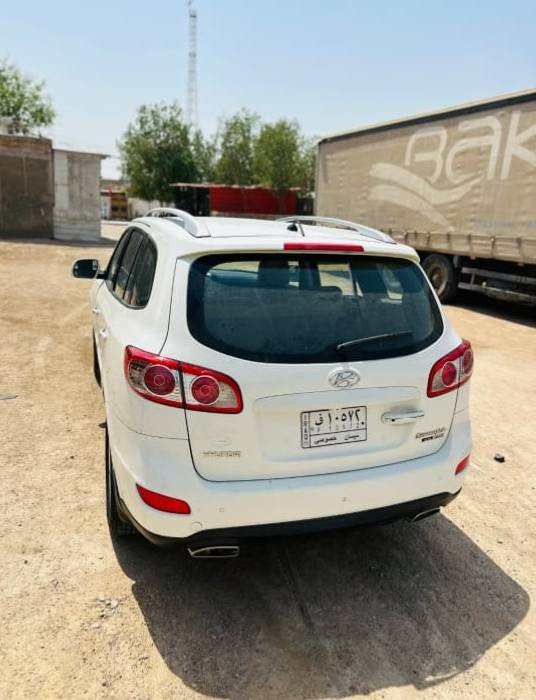 سلام عليكم لبيع سنتافي 12خليجي كفالة ضربه وتبديل صبغ بس بيه صبغ بحلال خلفي فقط سونار موجود سياره فول واحد علا واحد مكينه 6 كفاله بسمي سنويه ل 28 تحويل مباشر مشروع وطني بسمي سعر سياره 155بيه مجال شراي ينتصل ***********
