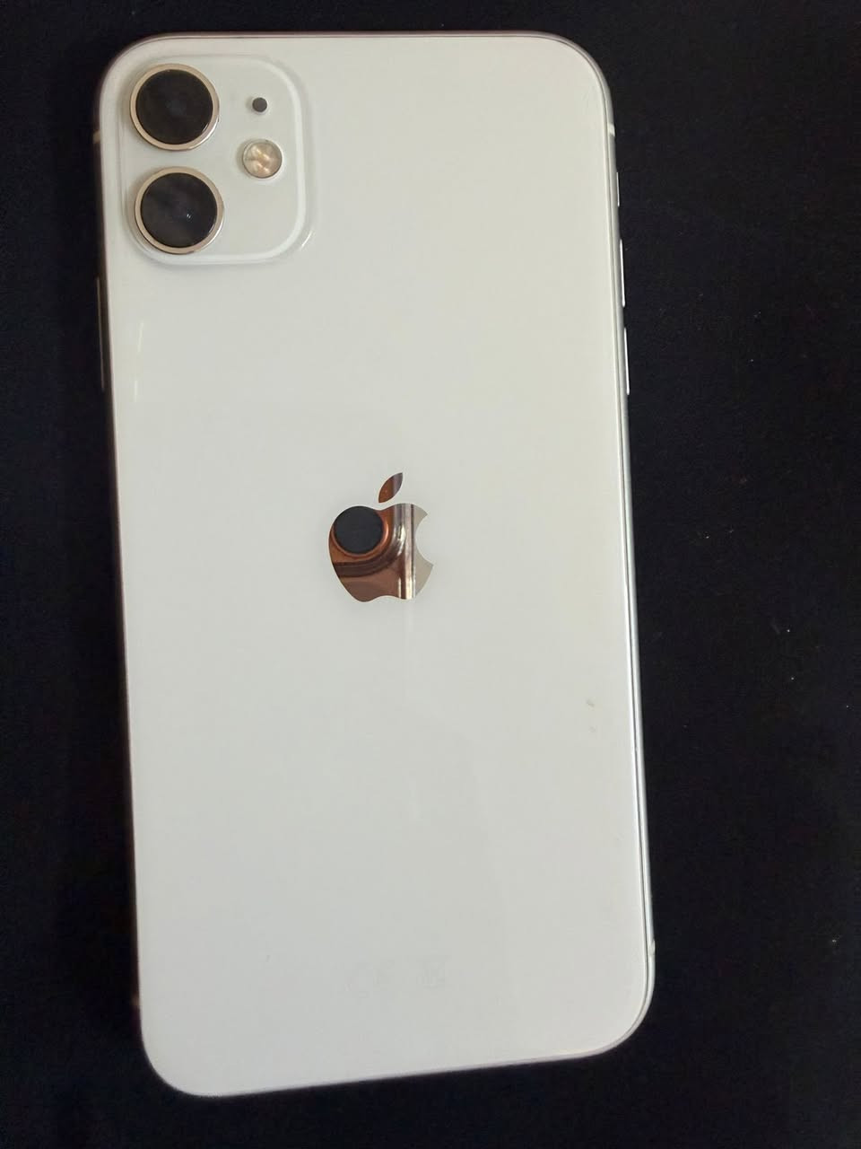 ايفون 11
ما مبدل بي شي 
ذاكرة 64 وبطارية 76
وهاي كل معلوماتة
السعر 200 وبي مجال


**إذا كنت صاحب هذا الإعلان وتريد حذفه لأي سبب، رجاءا أرسل رسالة إلى الدعم الفني**