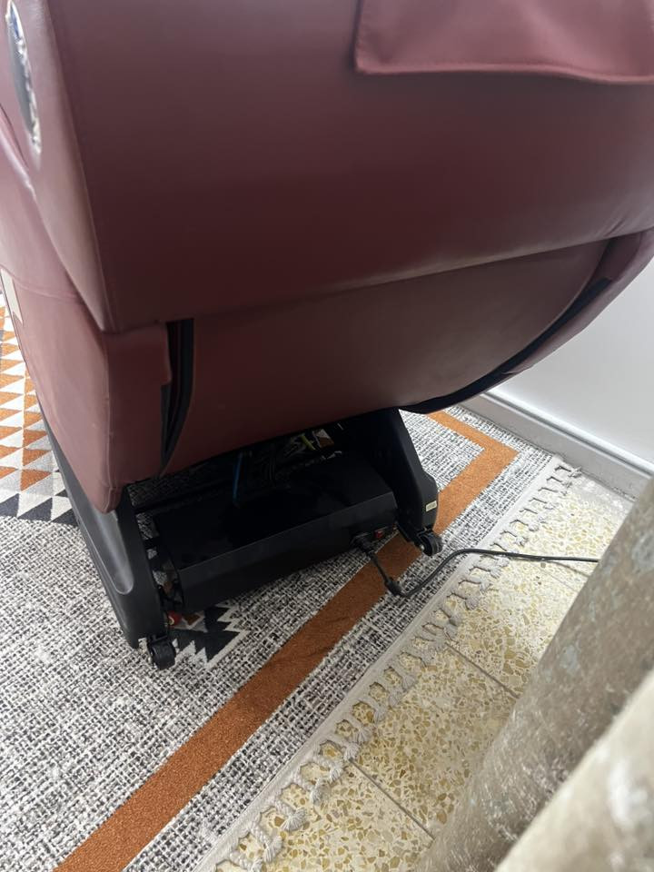 للبيع
***********
