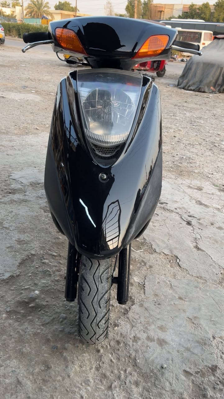 سلام عليكم دراجه نضيفه مال رمبخ الله شاهد صاله 3اشهر من نزلته دراجه مكينه ما مفتوحه المكينه خرسه رايده ب700او بيه مجال للشراي رقم ‭0773 606 2860‬ مكان جاميله قرب زامل ابو داطلي
