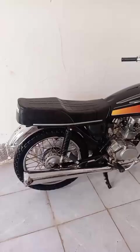 سلام عليكم دراجه لبيع
مكفوله من صرقك وكاتبك عن صرقه
السعر 250 وبيه مجال غير متواجد عل فيس 
هذه رقمي ***********
