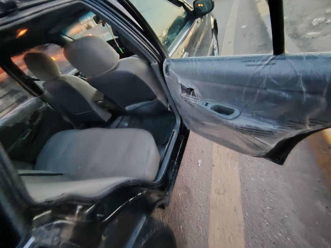 السلام عليكم دايو برنس للبيع موديل ٩٦ سنويه جديده سعره ٤١ بيه مجال شي بسيط *********** للاستفسار
