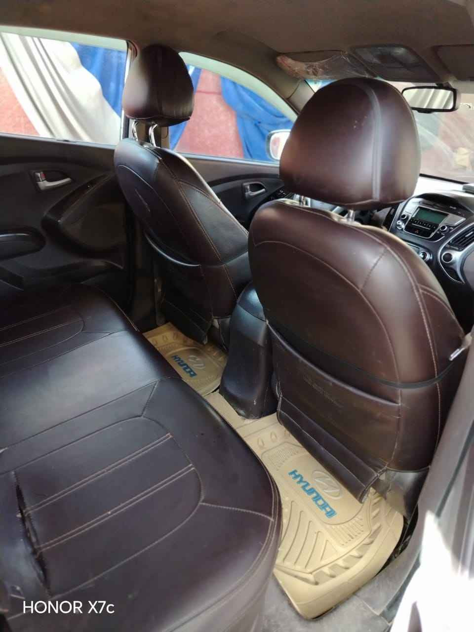 سيارة توسان ٢٠١٣ للبيع محرك 2400 رقم بغداد ماشيه ١٦٥ باسمي وبسعر 140ورقة رقم الهاتف *********** بغداد, العراق
