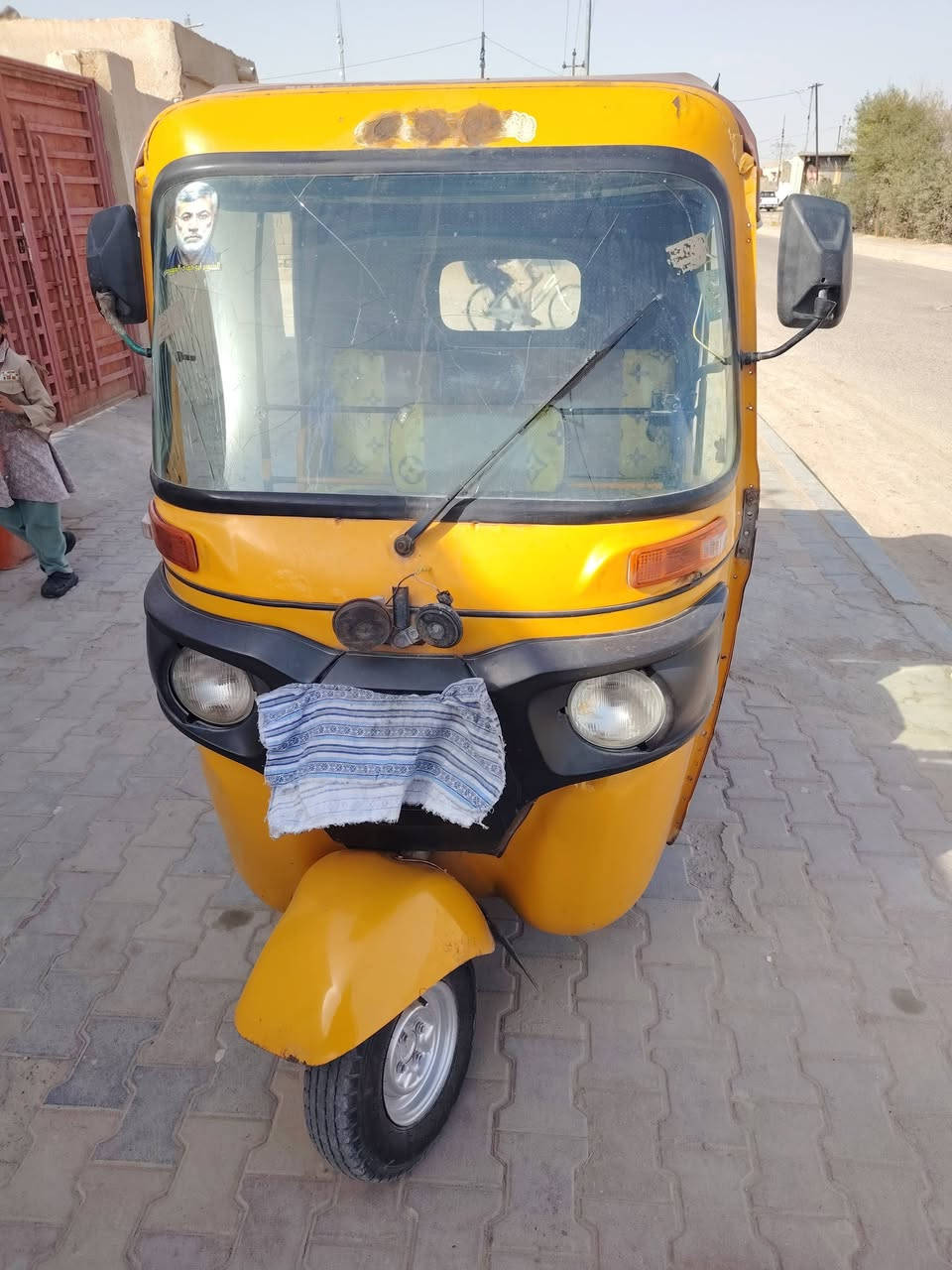 السلام عليكم تكتك للبيع موديل 18طالعه ب19 رقم وسنويه بأسمي تكتك مكفوله بيها بس لغد مكينه خير من الله،، الشراي يتصل (***********)
غير متواجد عالفيس꧁꧂
