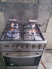 طباخ شغال    فرنه فوك جوهة مابي أي ضرر  سعر 70  مكان مدينه الصدر   توا...