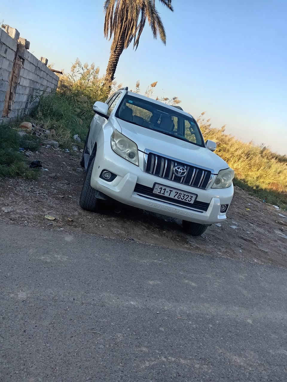 للبيع برادو 2012 مكفوله كفاله عامه ماشيه 145 بصمه  محرك 6V تخم تاير ياباني جديد هزه جديده سنويه جديده السياره شوفة العين ***********
