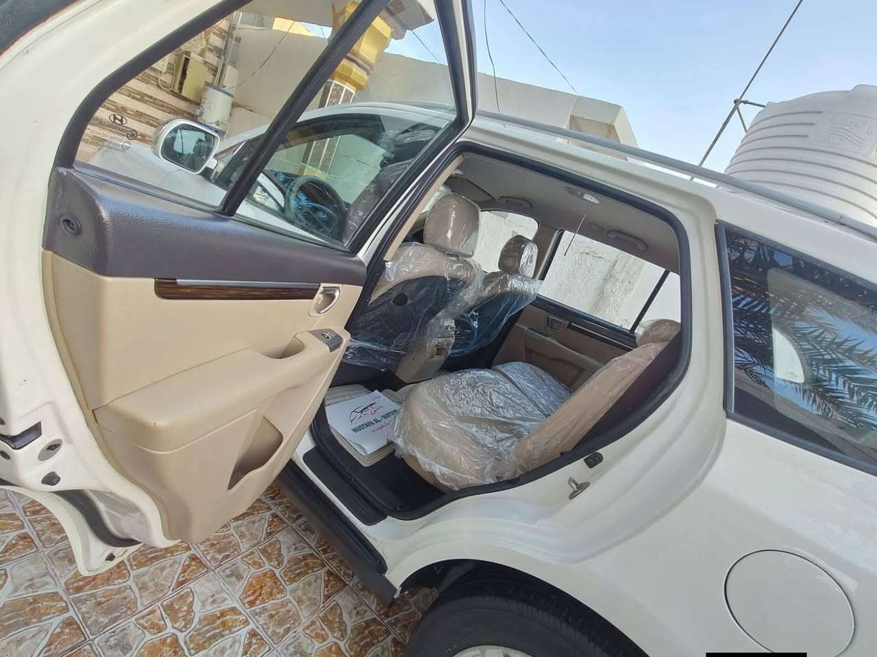 سلام عليكم لل بيع سنتافي موديل 2012 خليجي رقم بغداد دولي بسمي محرك6/3500 فول عده الفتحه تبريد تدفيه شغالات تبريد ثلج كهربائيات كلها شغاله تخم تاير جديد صدر امامي خلفي جديد سياره جديده بمعنى الكلمه بيها 4 قطع رش اثر شخوط فقط ابيع حزام سياره جاهزا برغي متخلي عليها سعر 131 وبيها مجال العنوان ديالى رقم الهاتف ***********
