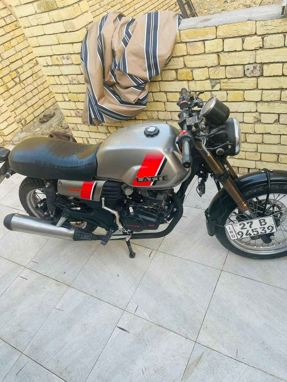 دايوان لايتي مرقم موديل 22 محرك 200cc مابيه اي نقص 
السعر مليونين وبيه مجال بسيط


**إذا كنت صاحب هذا الإعلان وتريد حذفه لأي سبب، رجاءا أرسل رسالة إلى الدعم الفني**