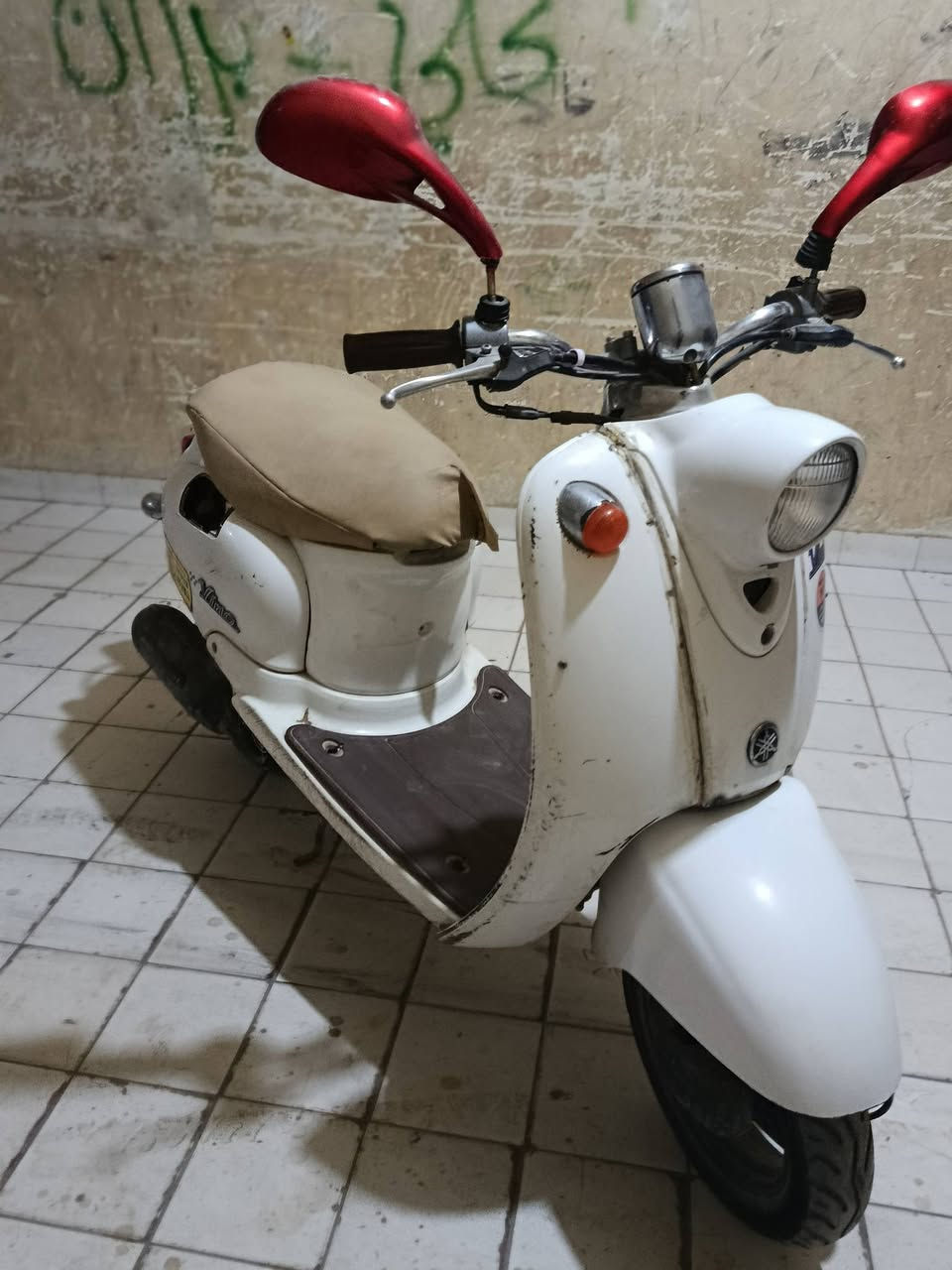 السلام عليكم دراجة عبد الحليم للبيع الدارجة شغالة سلف و هندر الدراجة ما مفتوحة و كلش ناعمة و حلوة مكاني مجمع حطين  السعر 200 تواصل خاص او على هذا الرقم ***********
