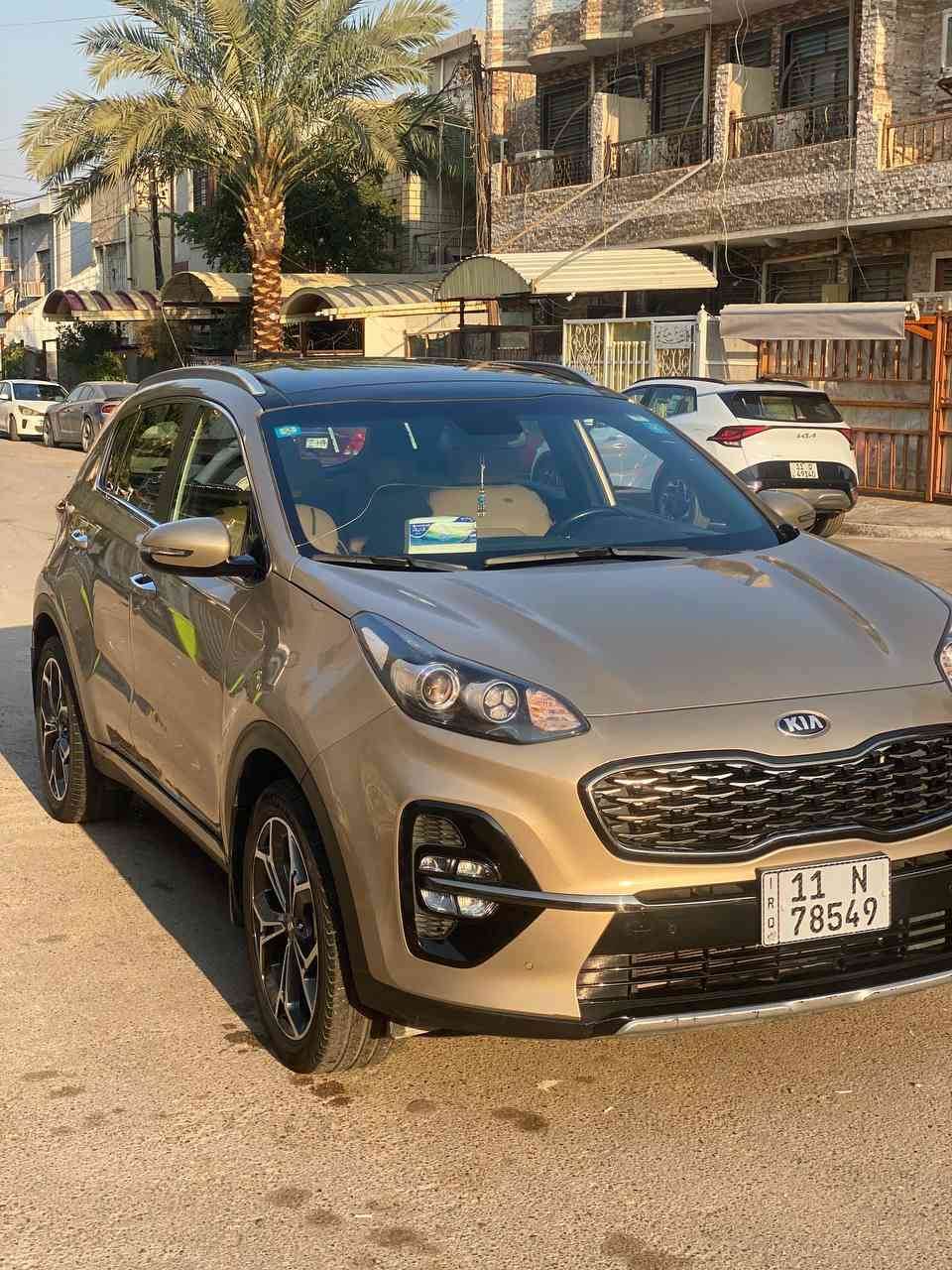 السلام عليكم 
سبورتج 2020 خليجي ماشيه 42 الف حقيقي على وضع الزيرو جيتي لاين اعلى فئه  gt line فول مواصفات بصمه تشغيل تشغيل عن بعد  بنوراما كشنات جلد و كهرباء سايد بريك بصمه  تشغيل عن بعد مري شفط حساس امامي و خلفي جنطه كهرباء مكينه 2000 دوش  السياره رقم بغداد الجديد بأسمي  بيها باب وجاملغ صبغ  بدون دواخل 
 بسمي السعر 187 المكان بغداد طوبجي 
***********
***********
