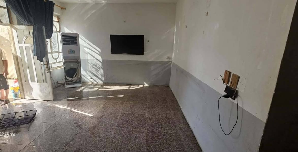بيت طابقين للبيع بناء حديث مساحته 150 م طابو صرف 
مكانه بابل ابو غرق اللاستفسار اكثر تواصل خاص


**إذا كنت صاحب هذا الإعلان وتريد حذفه لأي سبب، رجاءا أرسل رسالة إلى الدعم الفني**
