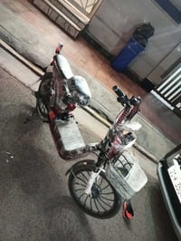 دراجة كهربائية • حجم 22 • بطاريات جديدة