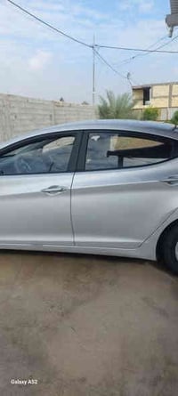 النترا افانتي موديل ٢٠١٢ خليجي محرك ١٦٠٠ سيارة جديده صبغ بابين عكس الس...