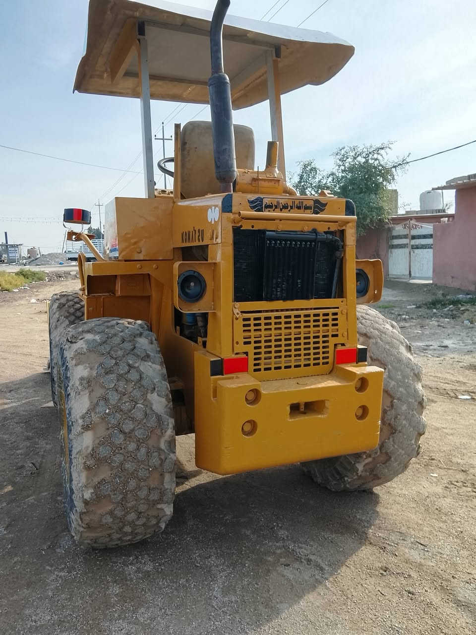 للبيع شفل كوماتسو حجم 50 بدون تحويل شفل جاهز للعمل سعر 70وبي مجال العنوان الكوت استفسار ***********او***********
