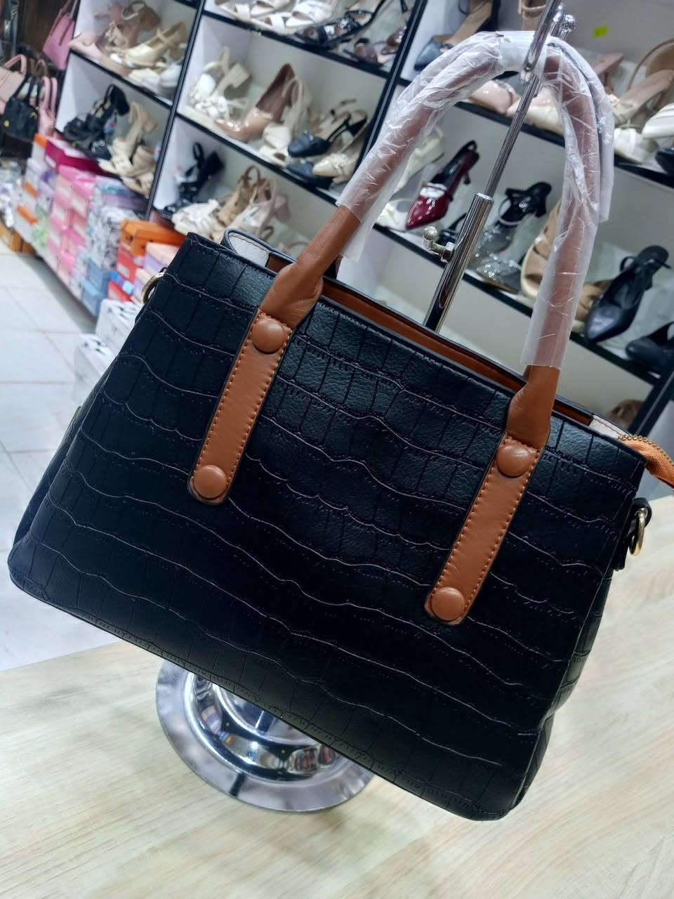 #حقيبه___نسائي___ثلاث خانات
عرض خاص ب 8000
🔥🔥🔥 🔥🔥🔥
#الأناقة__الثقه__المصداقيه_بالتعامل
♥️♥️♥️♥️♥️♥️
العنوان / بابل - الأسكندرية - شارع الخضر 
*********** فايبر واتساب تليكرام انستاqa_85a،🚙🚙🚙
