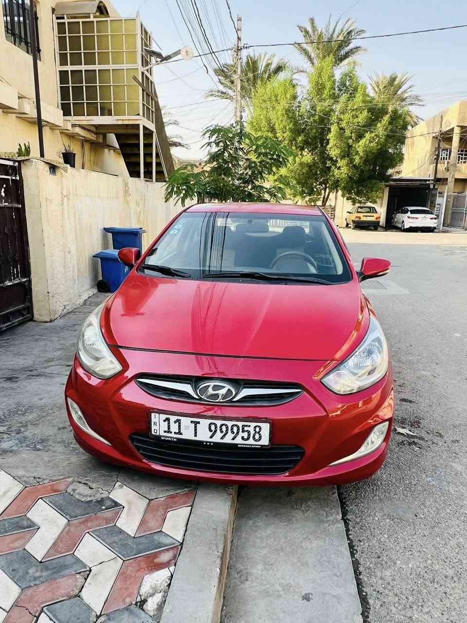 السلام عليكم
اكسنت للبيع الموديل 2014 خليجي مكفوله من الحادث 
(حداديه جديده/مشط ستيرن جديد/تايرات بحاله جيده جداً/منضومه تبريد وتدفئه بحاله ممتازه/عليهه ادامه حساسات ونوزلات وبلكات جديده/دسكات وبنزات جدد قبل سبوعين شديتهن/باتري قبل شهر/قاعده فيت بامب جديده)
السياره باسمي سنويه وهزه جديده
السعر/90$
العنوان بغداد
للاستفسار(***********)
