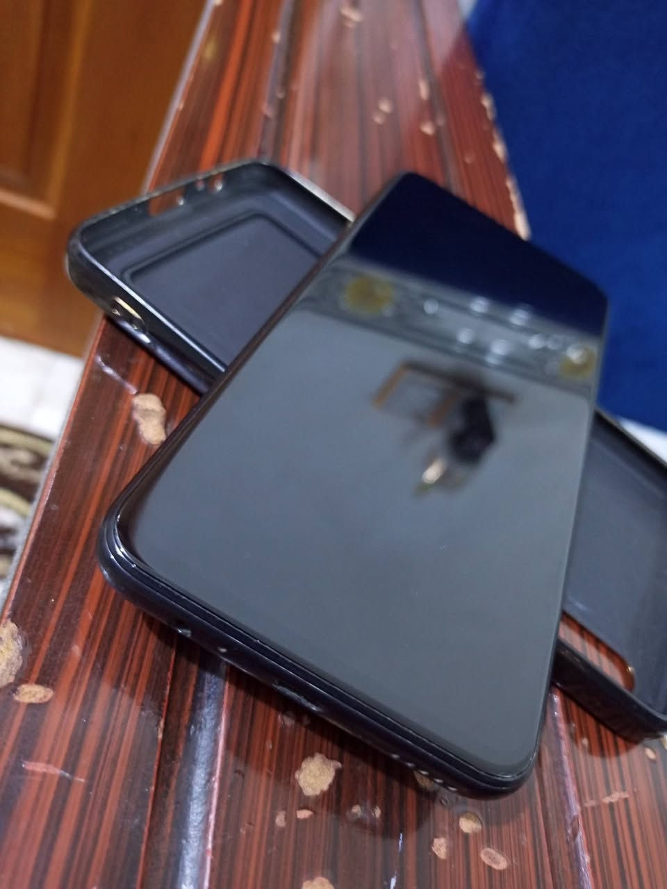 السلام عليكم هونر واي ٩ اس الجهاز نضيف فقط كامره اماميه عاطله والضهر مفطر الجهاز اصلي وما مفتوح وشحنه كلش حلو بل صرف ذاكره ١٢٨ عشوائية ٦ مال دراسة سعره ٧٠ الف عنواني حله مركز ***********
