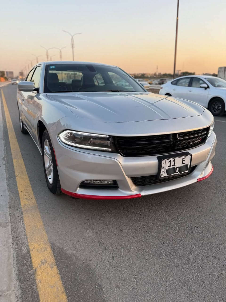 السلام عليكم
للبيع جارجر sxt موديل 2021 مكفولة كفالة عامة من الصبغ والتبديل والضربة والبارد موصفاتها
-تشغيل بصمة
-كشن خزن ميموري 
-كراسي كهرباء
-مري هيتر
-كشنات جلد حار بارد
-شاشة كار بلي
-قطعتين تبريد
-تشغيل عن بعد
-مقود تدفئة
-تحكم ستيرن 
-مكينة 6 سلندر 3600
-منضومة زنون
-كامرة+ حساس اصلي
-سبيرها + العدة ما مستخدمات
تايرات الشركة مشلن
ماشية 32 الف
السيارة جديدة على وضع الشركة تايرات ودسكات الشركة اخت الزيرو مكفولة من كل شي 
مكانها بغداد

ملاحظة السيارة رقم بغداد 
باسمي

***********
