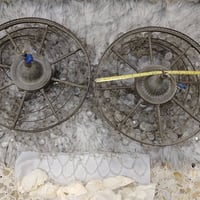 ثريات نحاسية قديمة • قطر ٤١سم • كرستال كامل