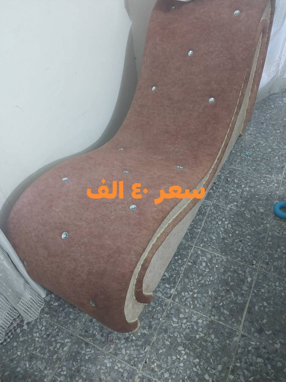 السلام عليكم الاسعار مكتوبه على الصور المكان حي الجهاد 
بيهن مجال لستفسار خاص او الاتصال على الرقم ***********
