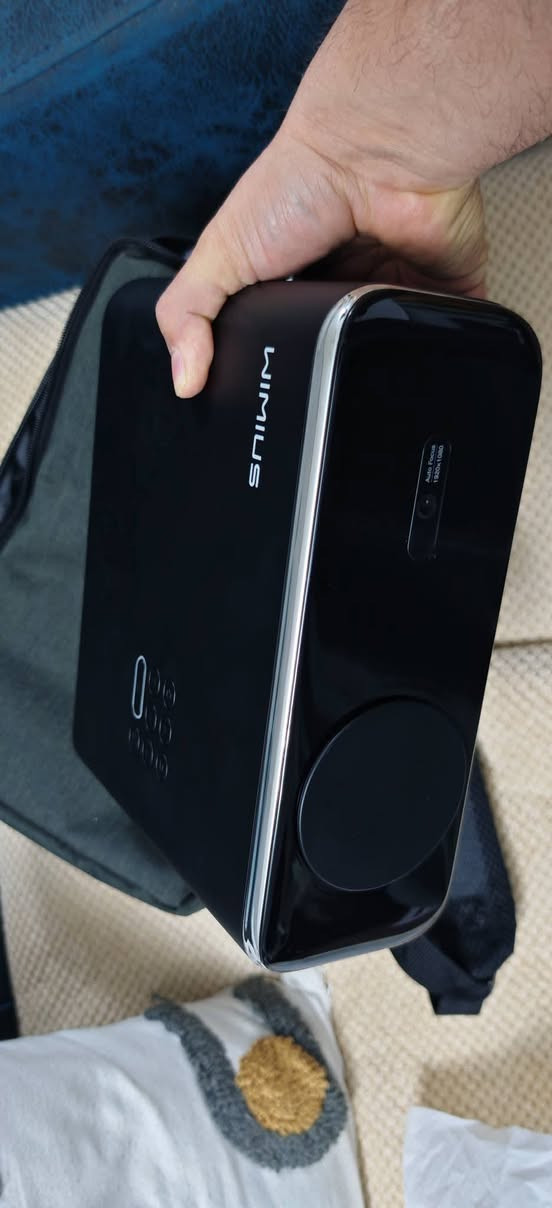 افضل داتا شو بحجم صوره كبيره يصل 6 متر
ماركه اصليه
المواصفات الرئيسية:
-دقة العرض: 1080في 1920 فول hd   يدعم 4K - الاتصال: 6 Wi-Fi وBluetooth
5.2 للعرض من الموبايل
لجهاز ویمیوس P62، اوتوفوكس لوضوح الصوره
منافذ hd عدد 2
منافذ فلاش عدد 2
يعرض ملفات الوورد والاوفس
صوت محيطي واضح
تحكم بالصوره من جميع الجهات
تحكم بحجم الصوره تصغير وتكبير من خلال الريموندكونترول
التشغیل: یمکن أن يعمل مع أجهزة Android TV Stick - ios الايفون
ياتي مع الجهاز جنطه انيقه
الصوت: صوت محیطي واضح التحکم: یمکن التحكم في الجهاز باستخدام الريموت کنترول أو من خلال التطبيق - العرض: یمکنه عرض صور کبيرة بحجم 6 أمتار - الاستخدام: مناسب لمشاهدة الأفلام والمباریات في القاعات
الكبيرة والكوفي شوب - الضمان: يأتي مع ضمان الفحص
عند الاستلام
للحجز والاستفسار واتس اب
***********
