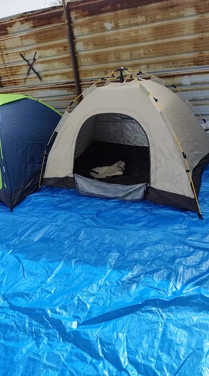 السلام عليكم عندي ثلاث خيمات الكبيره نفخ ثلاث في اثنين السعر 150الف مستعمله مره واحده وصقار ع 25الف جدد رقم المبايل *********** البصره
