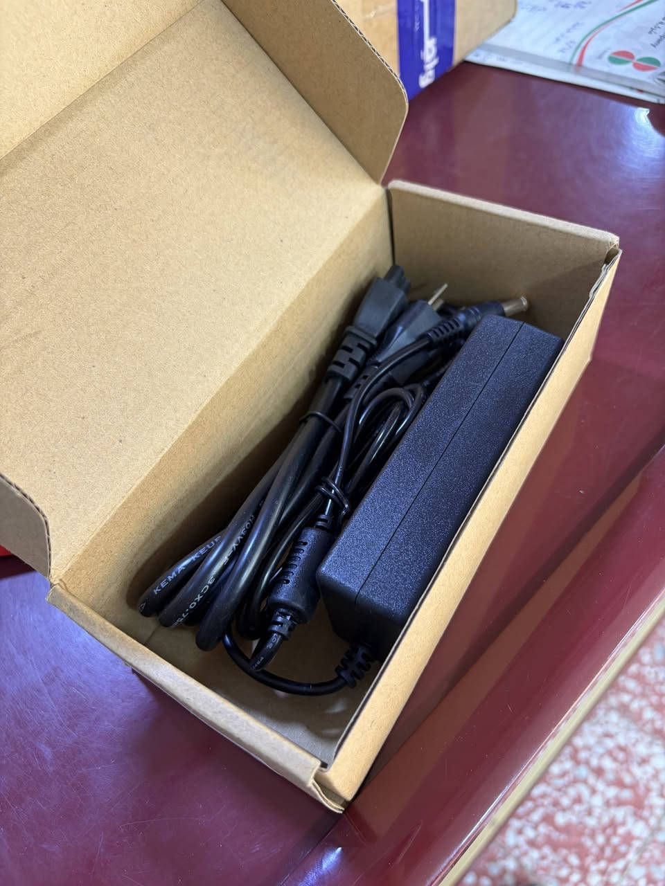 محولة باور ادابتر لامبلفاير ياماها YAMAHA THR10II بقوة 15 فولط و 3 امبير حصرا ومدخل Barrel 4.3mm

محولة باور ادابتر لامبلفاير ياماها 
YAMAHA THR10II 
ويدعم اكثر من اصدار👇
Yamaha THR10 THR10C THR10X THR5 THR5A THR10II THR10II WL THR30II THR30II WL THR30IIA
بقوة 15 فولط و 3 امبير حصرا✅
 ومدخل Barrel 4.3mm المميز للامبلفاير نفسه بالضبط✅
من امازون امريكا جديدة كليا غير مستخدمة📦✅
توصيل لكل أنحاء العراق متوفر 
بسعر 55 ألف دينار شامل التوصيل 
للطلب خاص او واتساب 
***********

Mr.Power 15V 3A Power Supply Adapter for Yamaha THR10 THR10C THR10X THR5 THR5A THR10II THR10II WL THR30II THR30II WL THR30IIA Guitar Amplifier Amp
