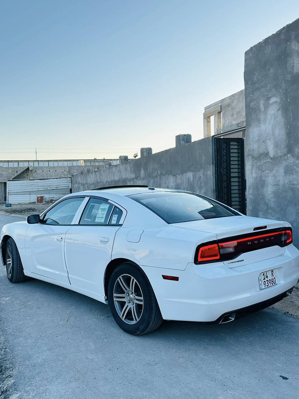 يا الله جارجر موديل 2013 خليجي رقم بصره سنويه جديده وهزه جديده محرك ٣٦٠٠ سياره فول مواصفات فتحه شاشه كير طياره كاميرا خلفيه لايت زنون محرك وكير وتبريد خير من الله حداده حلوه   
سياره خليجي كفاله من الضربه والإرباك والصبغ عدا هلال خلفي كد شبرين كلير وملاحظات بسيطه مسويهن  سياره جديده وحلوه 
السعر ١٤٨ وبيها مجال بسيط مكاني بصره قضاء المدينه *********** ***********
