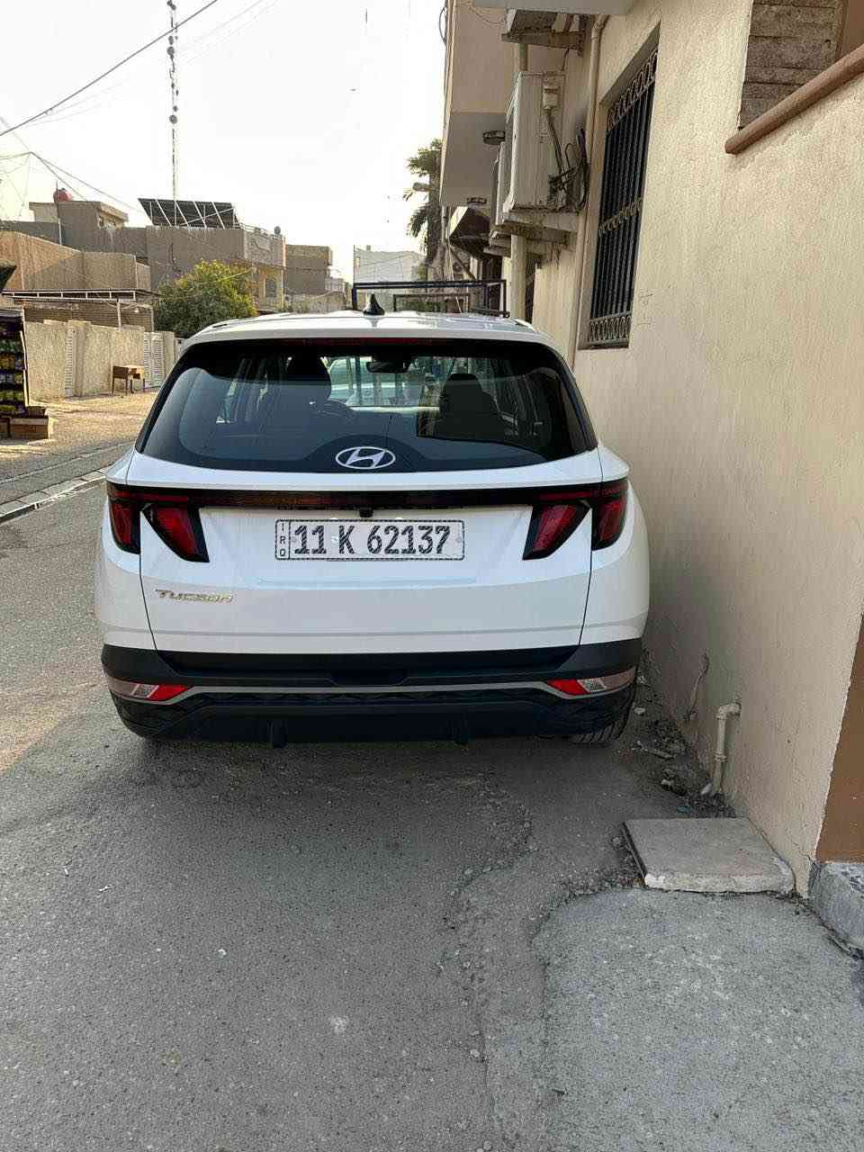 السلام عليكم 
توسان للبيع وارد امريكي موديل 2024
السيارة بيها نظام نزول منحدرات رادارات تحديد مسار وقوف ذاتي وقيادة شبه ذاتية وتدعم الأوامر الصوتية
حجم المحرك 2500 GDI
كلش حلوة السيارة تاخذها ربع ما تصرف عليها 

حادقها بأمريكا دعاميه وخشم البنيد معدل بارد والدعامية نفسها راجعة

السعر 213$
المكان بغداد الأعظمية المقبرة الملكية
رقم الهاتف *********** بغداد, العراق
