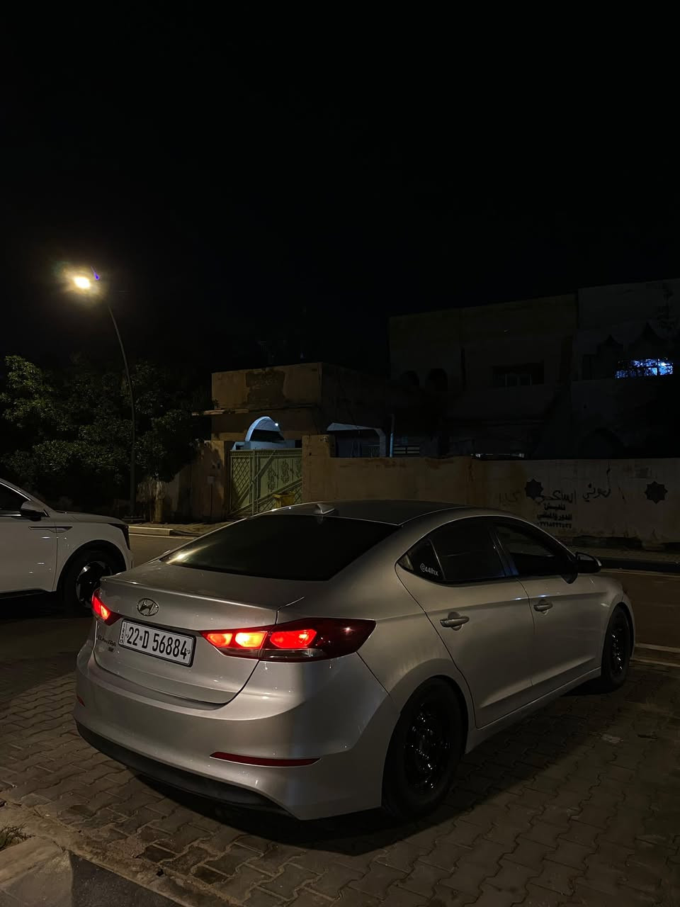 السلام عليكم النتره 2017 كندي كلين جايه كفاله نضربت بالعراق صار شخط ع طول البيبان ورشن ع كد الشخط وبيه بارد قليل رقم أربيل باسمي السعر 125 قفل السياره جاهزه للأخير مكاني البصره  *********** وانه بالخدمه
