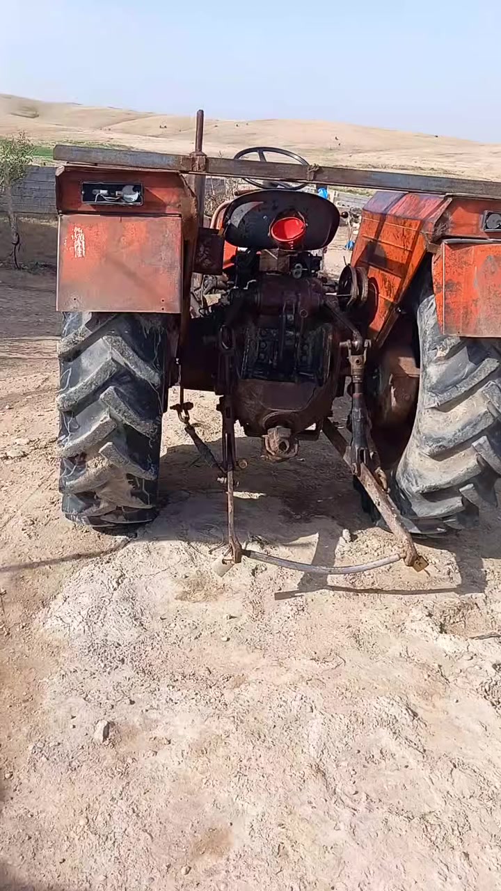 السلام عليكم ورحمة الله وبركاته عنتر لبيع موديل ٩٠ ديالى جلولاء اني مكلف نشر صاحب ***********
