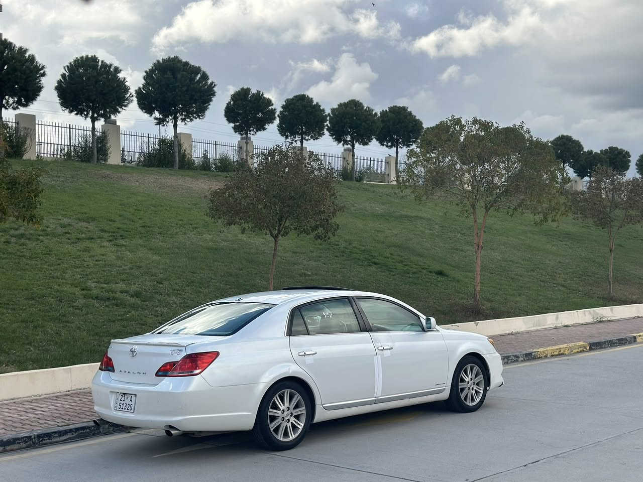 ئةڤةلون موديل ٢٠٠٧ خليجي ليميتت سپي صدف
مواصفات فوول كاميره.شاشه.كوشن هيته ر كاره باي،برده ،ناو فورميكا، پةرده  ٢ ده رگاي بوياغه 
پيش و دواي كةپسه دعمي نيه !
ناونيشان (سليماني)
سعر ١١٣  مجاليكي كةم؟
رقم موبايل (***********)

افلون موديل ٢٠٠٧ خليجي لمتدابيض فول مواصفات اثنين باب صبغ سعر١١٣ وبيها مجال
عنوان سليمانية   ***********
