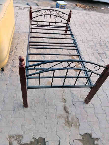 السلام عليكم § للبيع ↘️
تخم جلد 7 مقاعد السعر 250الف
صومية السعر 55الف
جرباية نفر 45الف
العنوان بغداد الدورة ابو دشير 
***********
