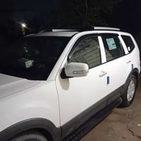 سياره للبيع كيا مهام في 2013 مقفوله.07809398163