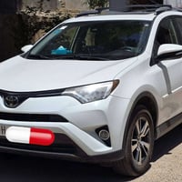 راف فور ٢٠١٨ كلين مكفوله كفاله عامه لون ابيض فئه xle فتحه تبريد ثلج مح...