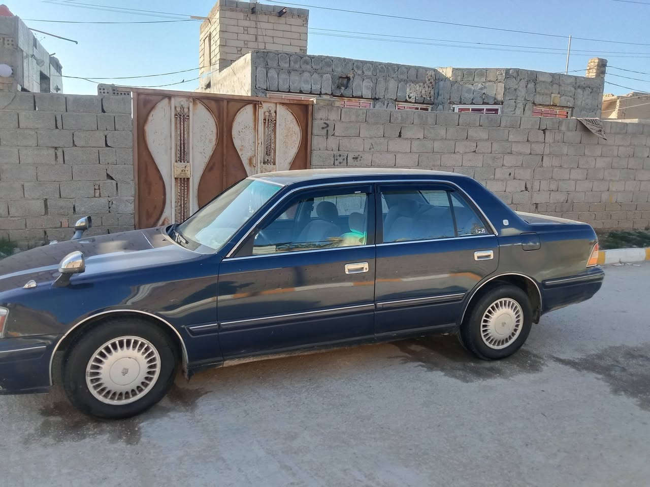 ضربة خفيفة بجاملغ الخلفي . صبغ جمالية سيارة مكفولة من العيب الشرعية سنوية مجدده باسمي تحويل ثاني يوم 
السعر ٨٨
رقمي ***********
