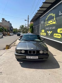 بي ام 520 • كير عادي • كشنات جلد