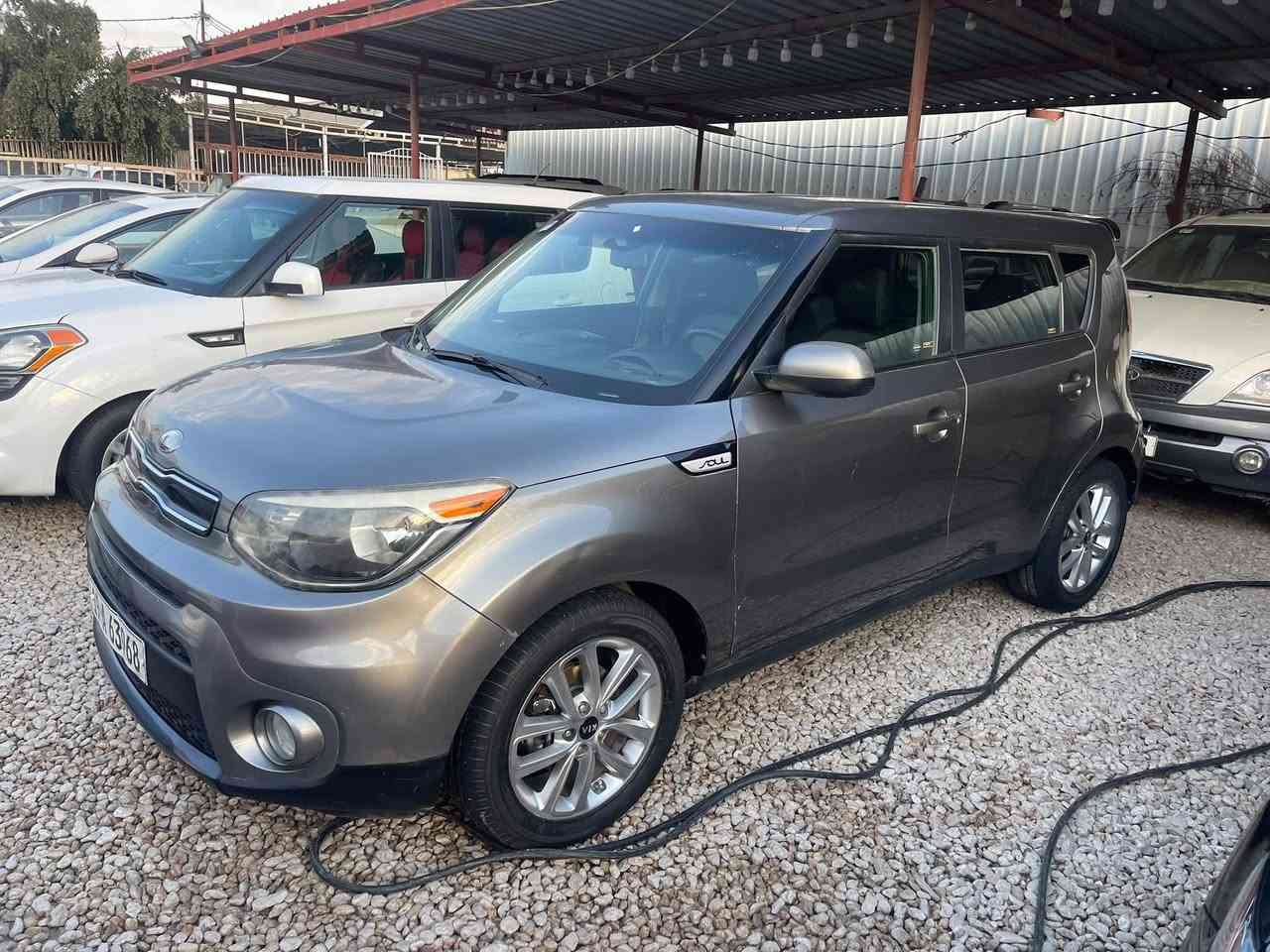 صول ٢٠١٩ رقم كربلاء
محرك2000
حادث بسيط جدا مرفق بالمنشور 
ويل كب 
كشافات 
تحكمات 
شاشه كأمره 
السعر 127$ 
رقم المبايل ***********
مالك سياره كربلاء
