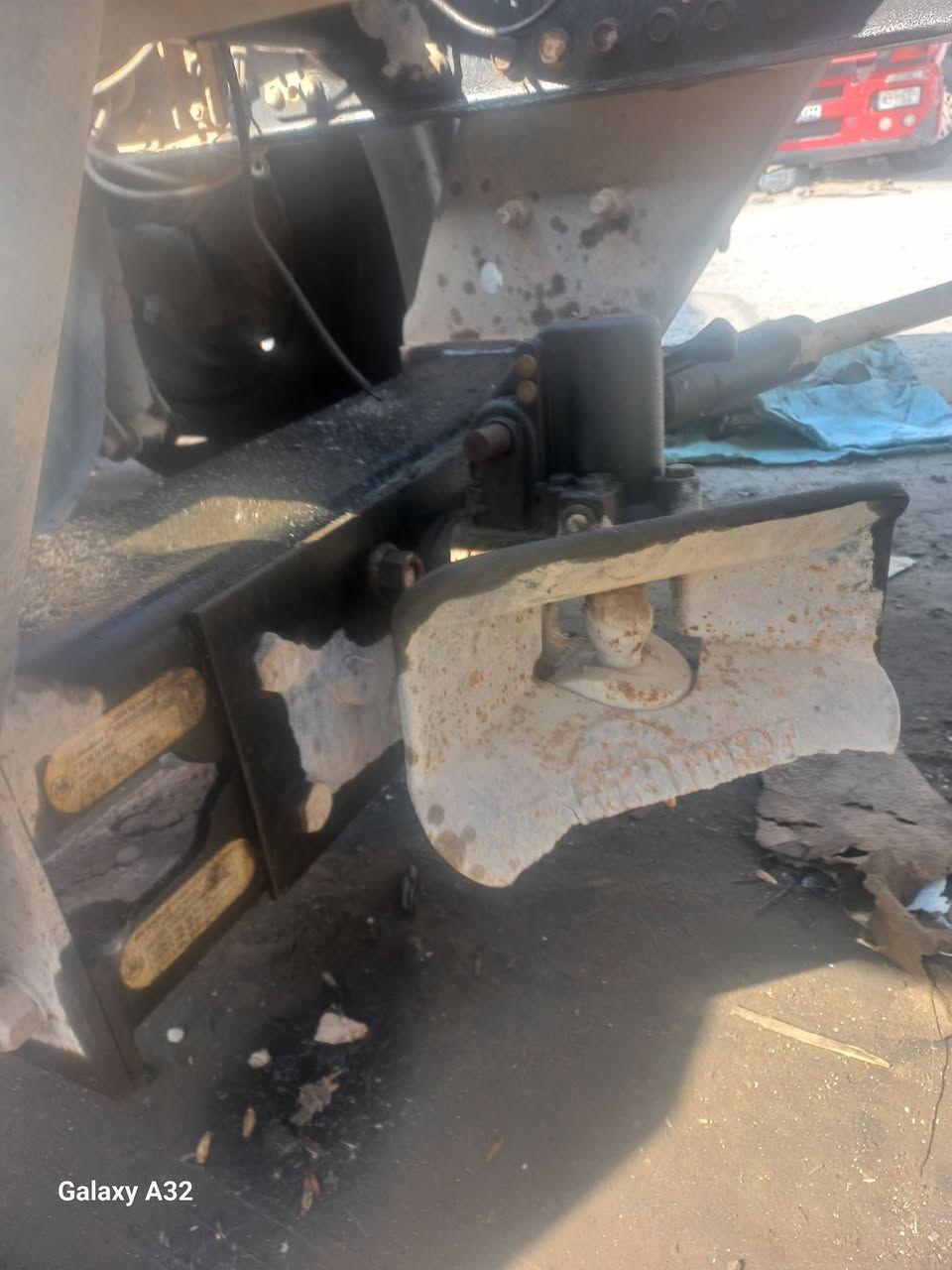 السلام عليكم قاعدت سحب كامله نفتحه من السياره ***********
