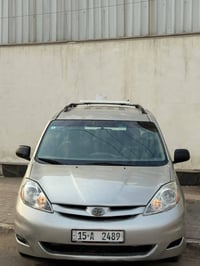 للمراوس فقط  ب سياره صغيره ...تويوتا سينا ٢٠٠٧.... رقم انبار مميززز ان...