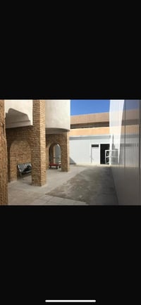 عرض وفرصة استثمارية المنصور ساحة القاء  بيت مساحة 1080متر  موثث مكاتب ...