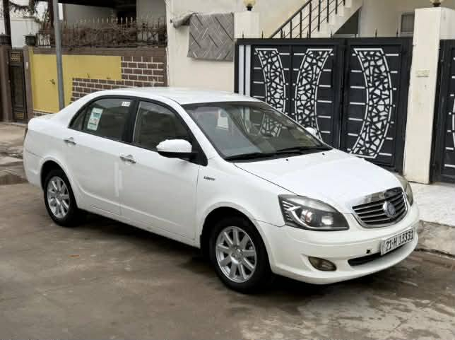 للبيع جيلي موبل موديل 2013 كيرمحرك عليها كورلا 18 يعني فكرك صافي لاعطلات بالكير ولامكينه ياباني بعد رقم سليمانيه دولي ومميز سنويه ورقم وهزه والبراد كلها جديد بي كوبون بنزين  سيارة فول مواصفات فول اوتماتيك برده بلادي  كشنات تغليف اصلي شاشه  كبيره كامره حساس خلفي اشاير بالمرايا جامات كهربائي سنتر لوك  سويج شخاطه مرايا كهربائيه  بعد بي اهوايا مواصفات كيرمحرك تبريد بشرط صدر امامي خلفي بشرط تيرات باتري كلها جديد والسيارة عليها ادامه  يعني مابي مصرف سيارة مال بيت اي نقص مابي سيارة بي اربع قطع صبغ اثر شخوط هلال صبغ وربع باب سائق صبغ وجمرلغ وبنيد الباقي بشرط السعر سعر اوبل 60 وبي مجال العنوان كركوك القادسيه شارع ابووليد ابيع نقد ومااراواس *********** كركوك, العراق
