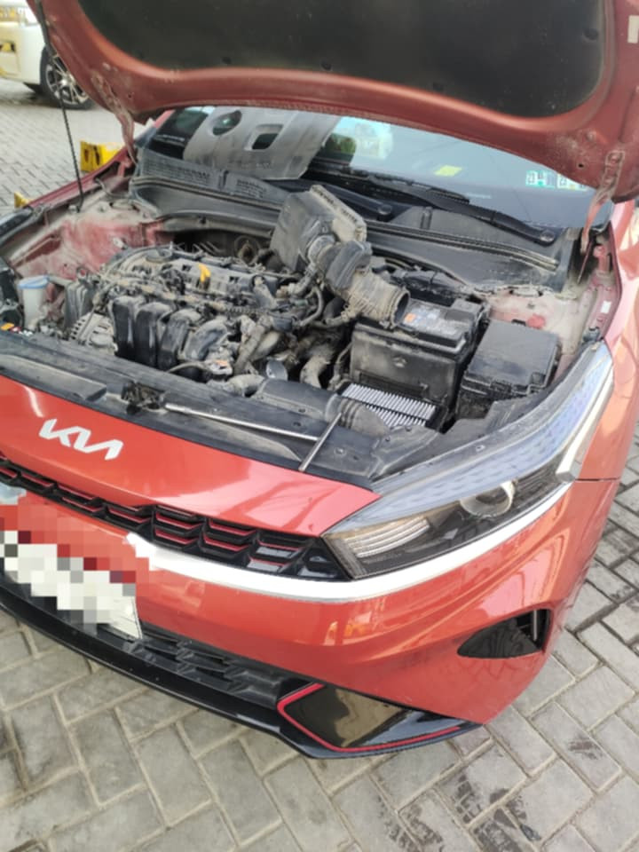 مجموعة من الفورتي والسيراتو
خربطة في المحرك مع سحب ضعيف تم الفحص والبرمجة واصبحت تمام
#مصطفى_فحص_وبرمجة
#ورشة_المهندس_مصطفى_لصيانة_السيارات
- بلكات - نوزلات - مجاول - فيتبم - فلتر بنزين 
- فحص وبرمجة وصيانة السيارات بالكمبيوتر
- تبديل زيت المحرك مع الفلاتر
- تبديل هيدروليك كير وتورباين بالجهاز 
المشتل - الشارع العام - قبل تقاطع الاجراس


**إذا كنت صاحب هذا الإعلان وتريد حذفه لأي سبب، رجاءا أرسل رسالة إلى الدعم الفني**