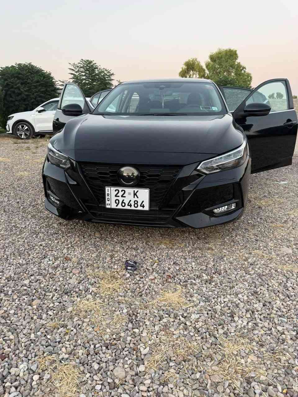 السلام عليكم 
سنترا SR 2022 midnihgt 
الضرر موجود بالمنشور بجم وخلفي كبس 
السياره ماشيه 29 الف ميل 
السيارة على ايدي مابيها اي مشكلة 

السعر 139 او مراوس مع نيسان صني 

للاستفسار  فقط واتس اب 
*********** أربيل, العراق
